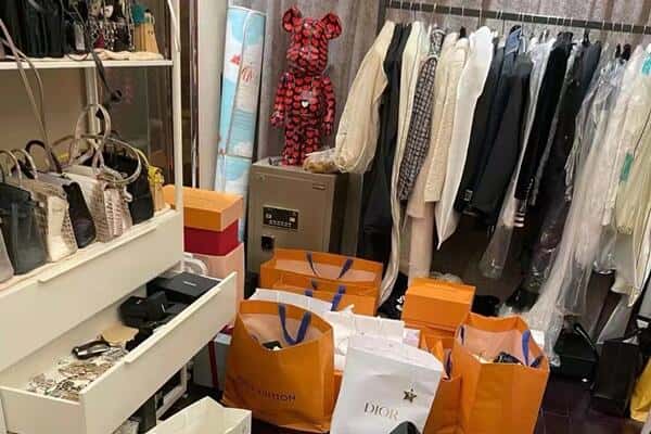 通辽回收一线品牌衣服